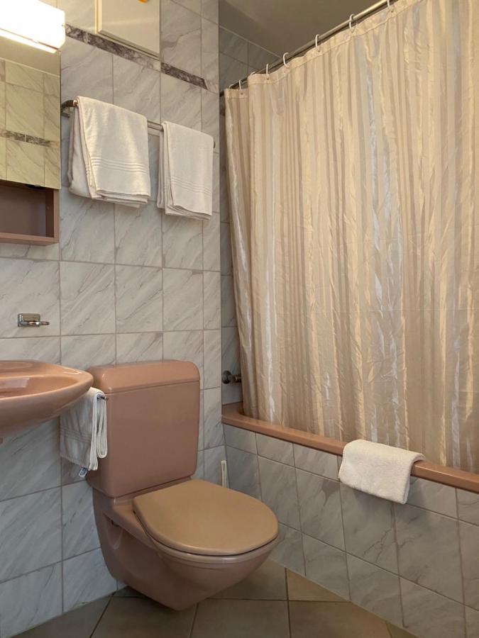 St Martin Apartments Tasch Ngoại thất bức ảnh