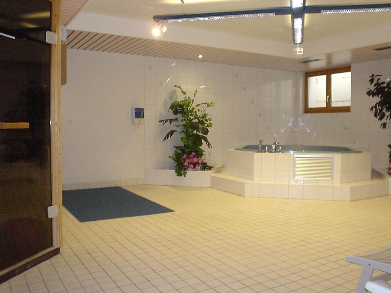 St Martin Apartments Tasch Ngoại thất bức ảnh